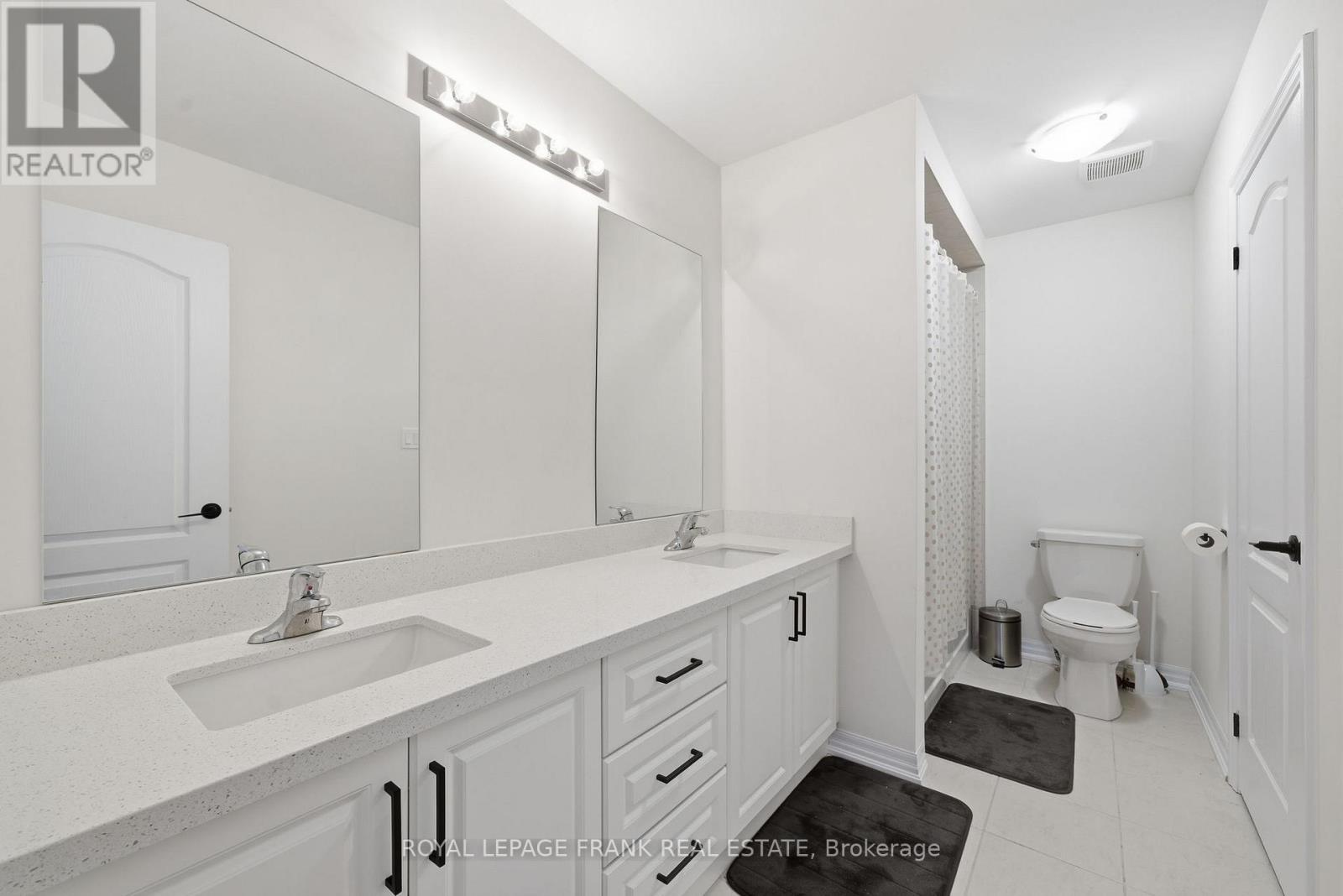 11 Fisher Road, Kawartha Lakes (Lindsay), Ontario  K9V 0P8 - Photo 32 - X12538368