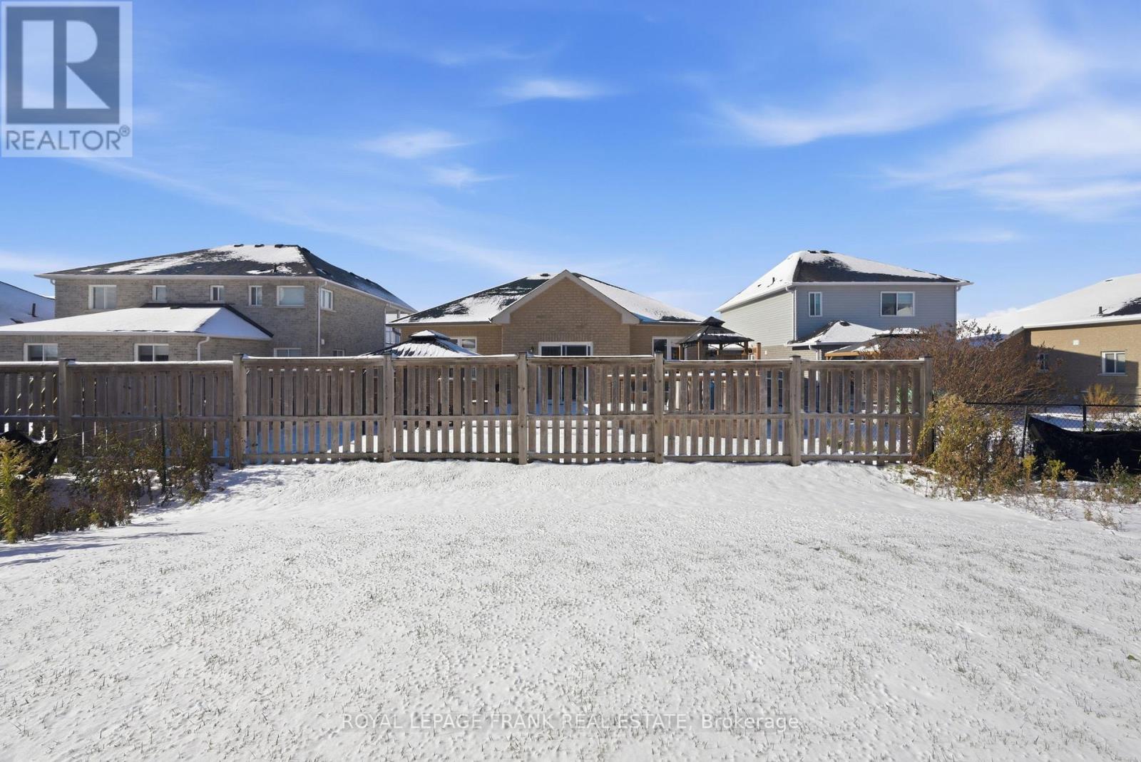 11 Fisher Road, Kawartha Lakes (Lindsay), Ontario  K9V 0P8 - Photo 42 - X12538368