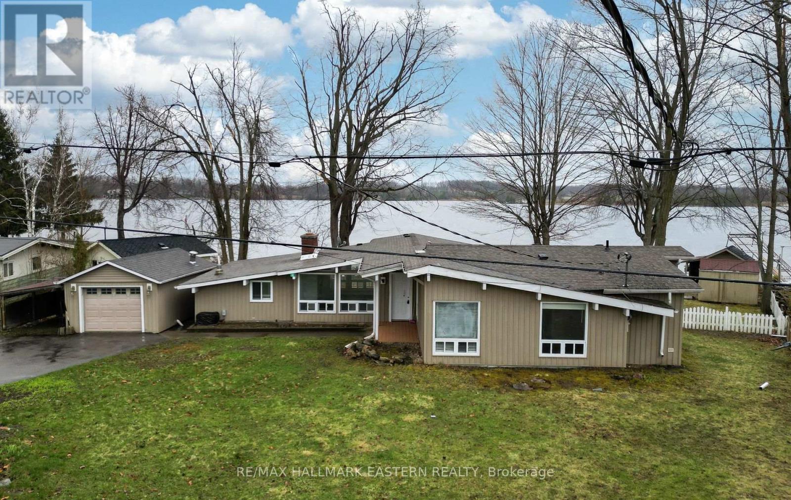 30 EDGEWATER DRIVE, Selwyn, Ontario