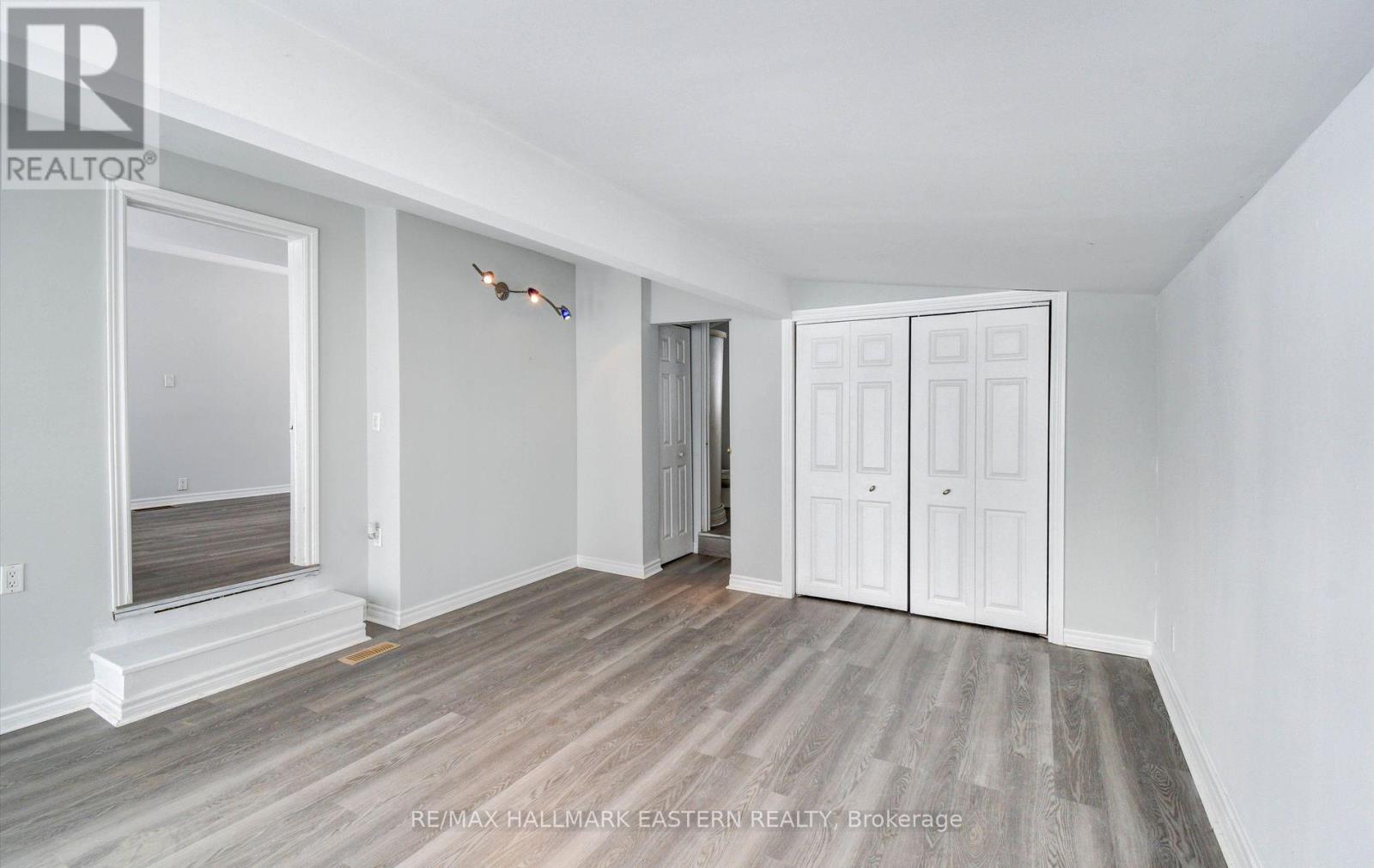 30 Edgewater Drive, Selwyn, Ontario K0L 1T0 - Photo 16 - X12538466