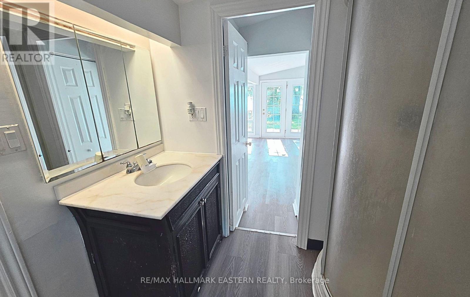 30 Edgewater Drive, Selwyn, Ontario K0L 1T0 - Photo 17 - X12538466