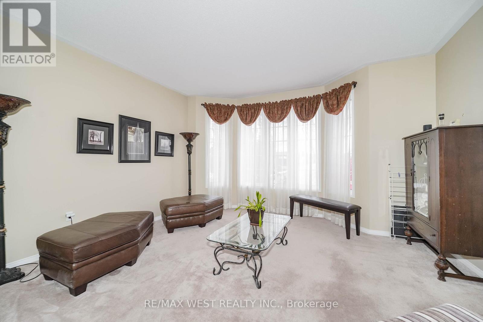 29 O'shea Crescent, Ajax, Ontario  L1T 4W7 - Photo 3 - E12537934