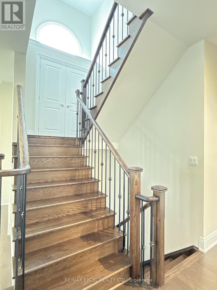 18 Macdonald Court, Richmond Hill, Ontario  L4E 4S3 - Photo 28 - N12524946