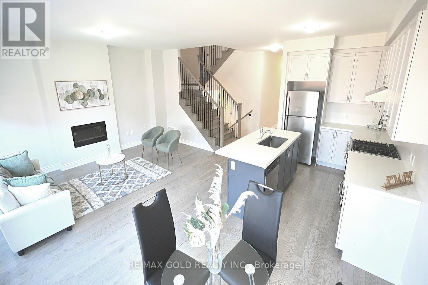 6 Del Grappa Street, Caledon, Ontario  L7C 4L1 - Photo 5 - W12538164