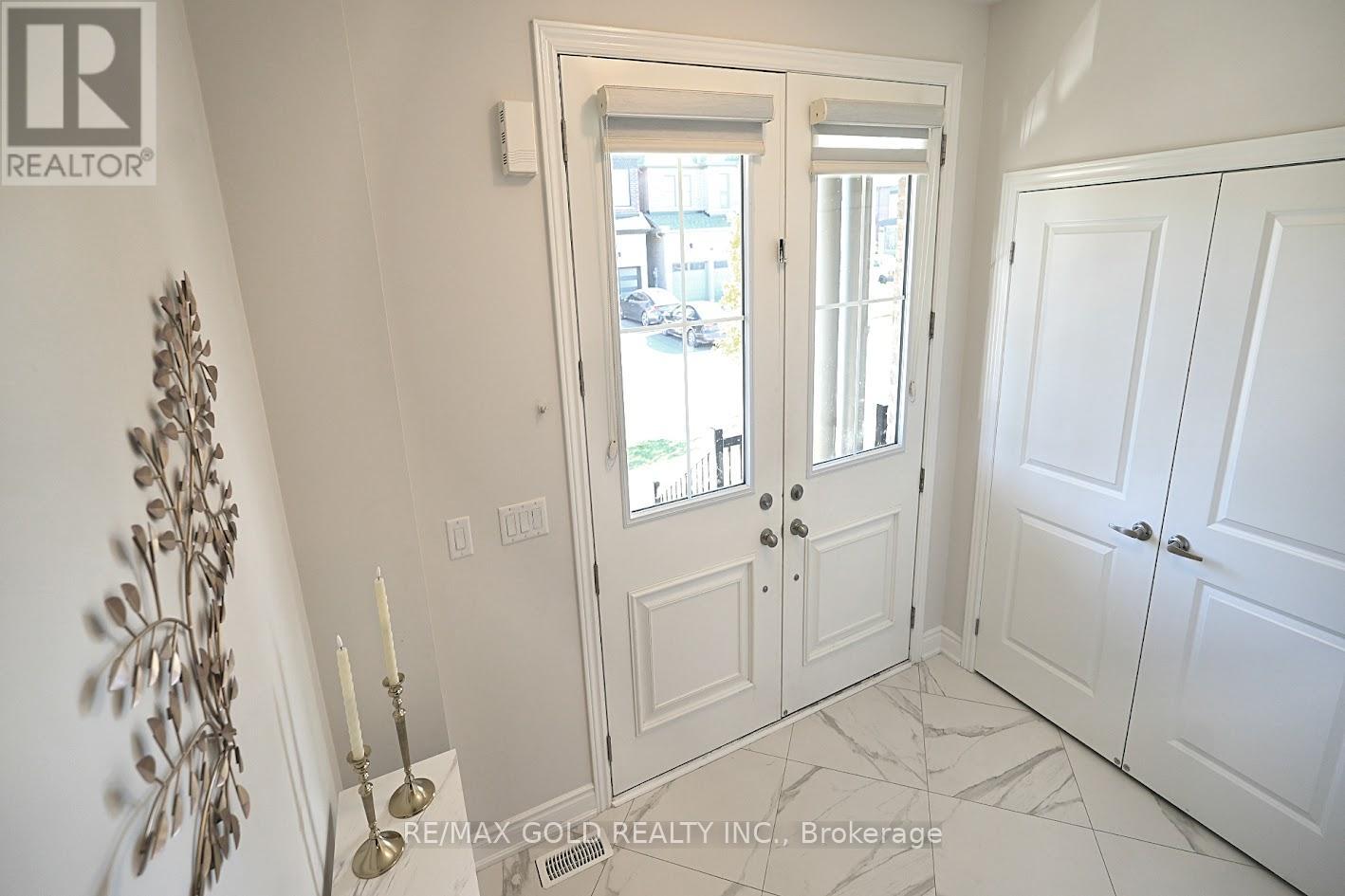 6 Del Grappa Street, Caledon, Ontario  L7C 4L1 - Photo 6 - W12538164