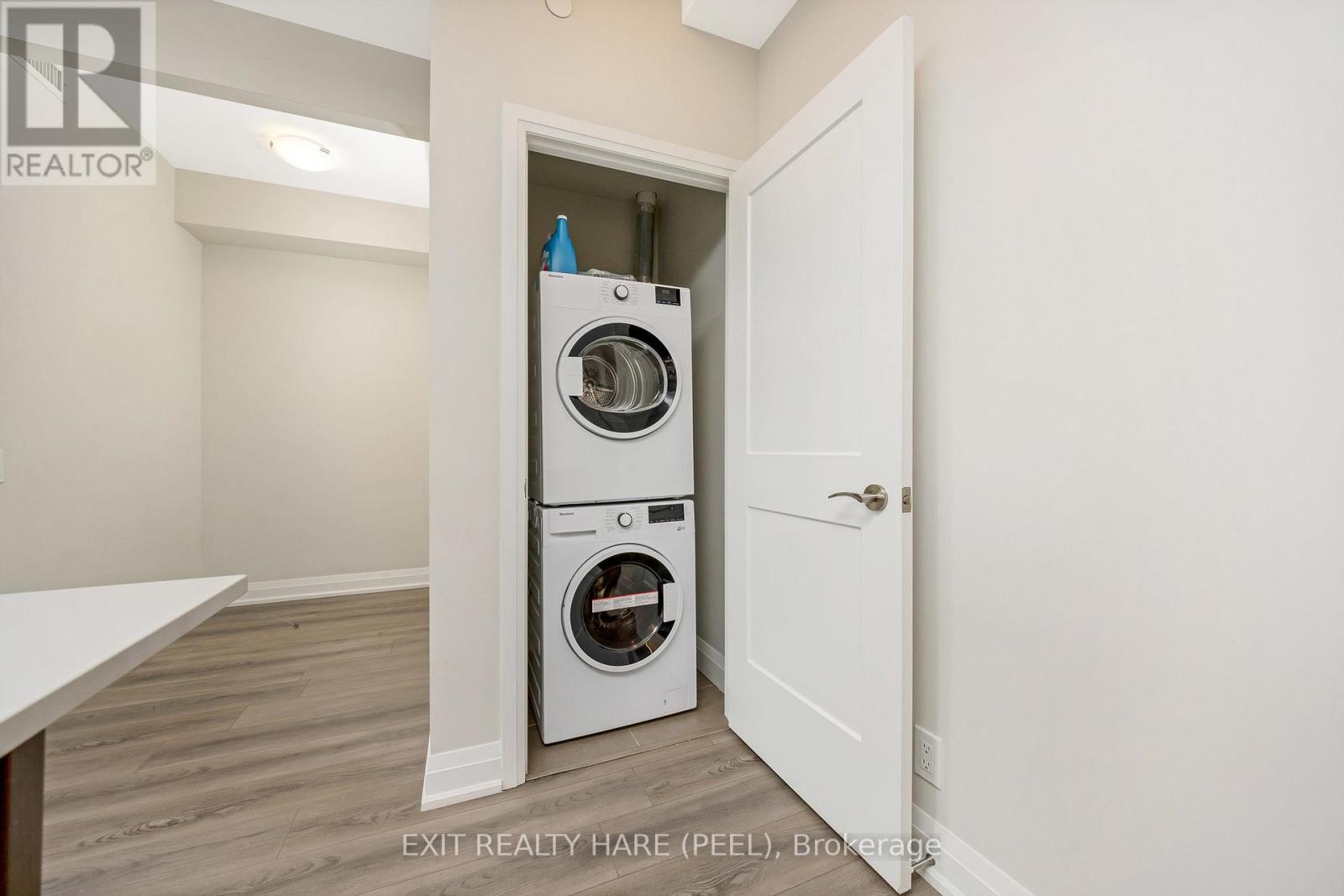 901 - 15 Lynch Street, Brampton, Ontario  L6W 0C7 - Photo 28 - W12538182