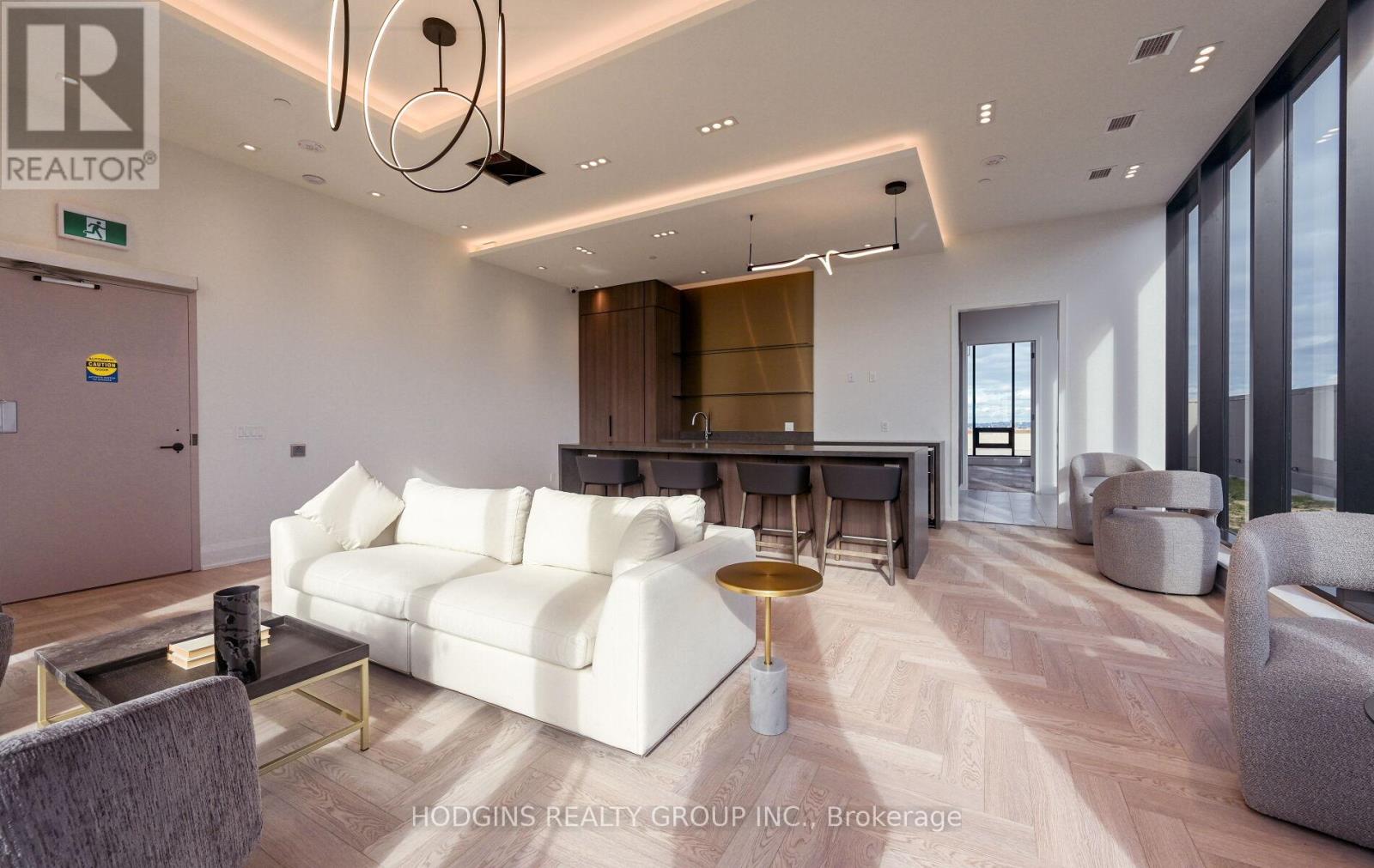 1013 - 1035 Southdown Road, Mississauga, Ontario  L5J 0A2 - Photo 24 - W12538192