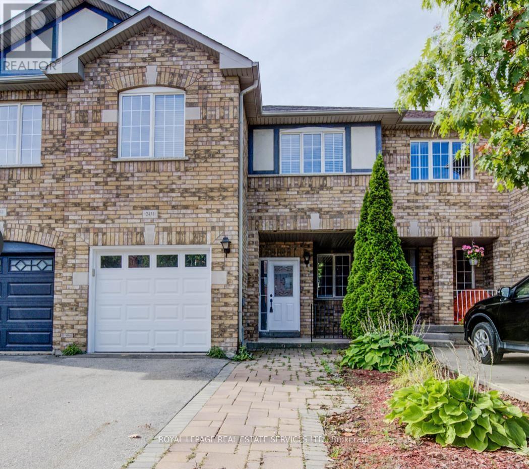 2431 NEWCASTLE CRESCENT, Oakville, Ontario