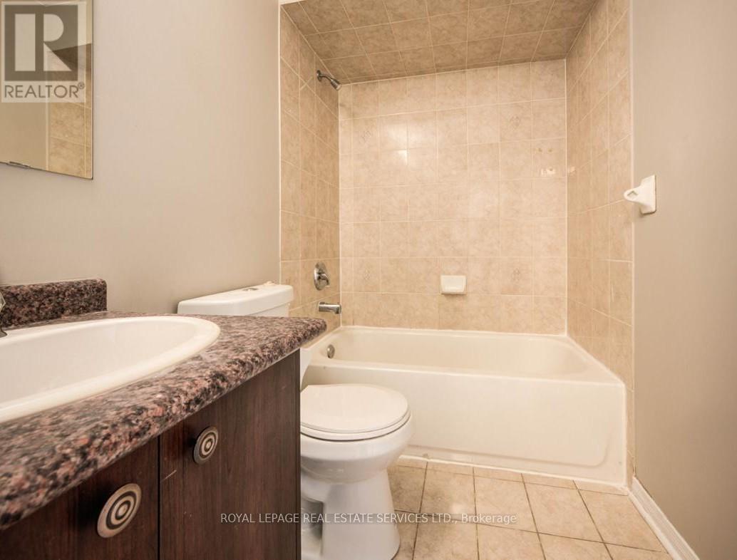 2431 Newcastle Crescent, Oakville, Ontario  L6M 4P9 - Photo 24 - W12538194