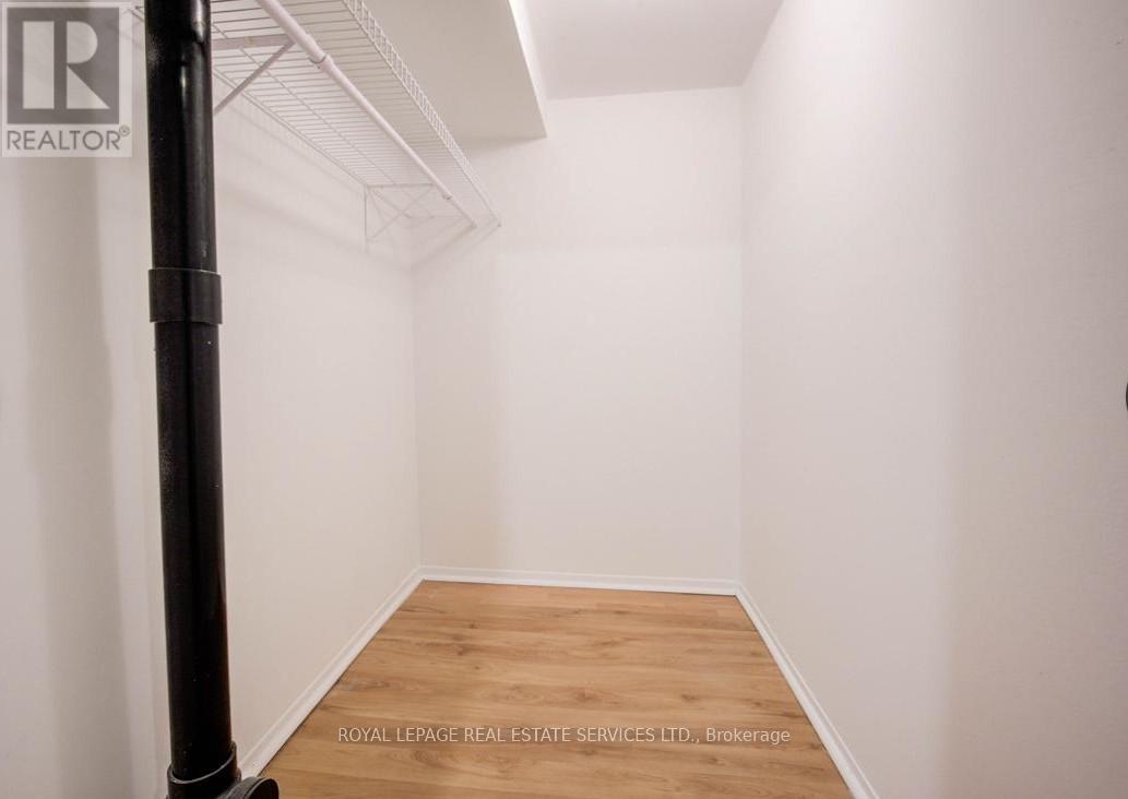 2431 Newcastle Crescent, Oakville, Ontario  L6M 4P9 - Photo 31 - W12538194