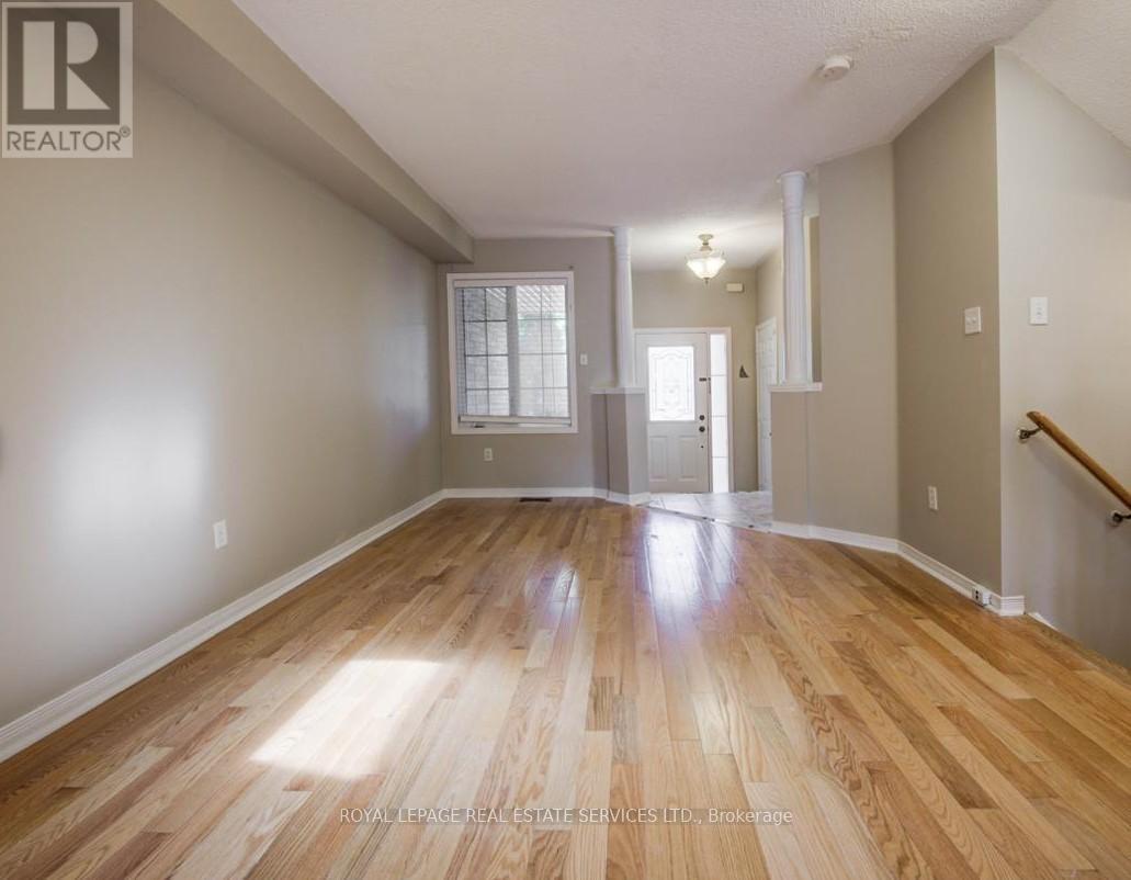 2431 Newcastle Crescent, Oakville, Ontario  L6M 4P9 - Photo 4 - W12538194