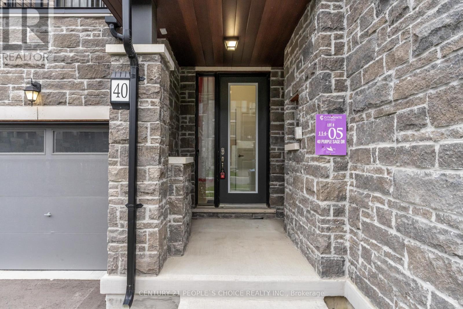 40 Purple Sage Drive, Brampton, Ontario  L6P 4N9 - Photo 6 - W12538234