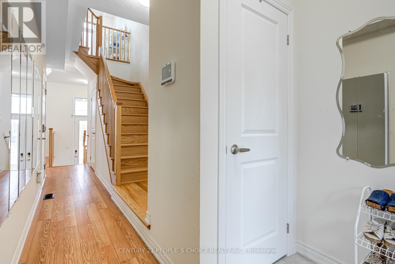 40 Purple Sage Drive, Brampton, Ontario  L6P 4N9 - Photo 8 - W12538234