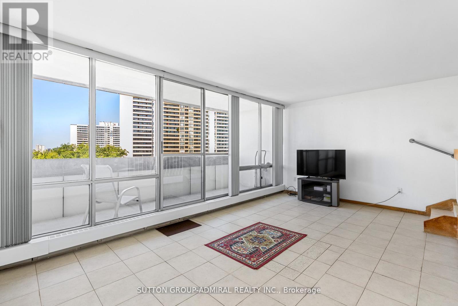 806 - 455 Sentinel Road, Toronto, Ontario  M3J 1V5 - Photo 12 - W12538236