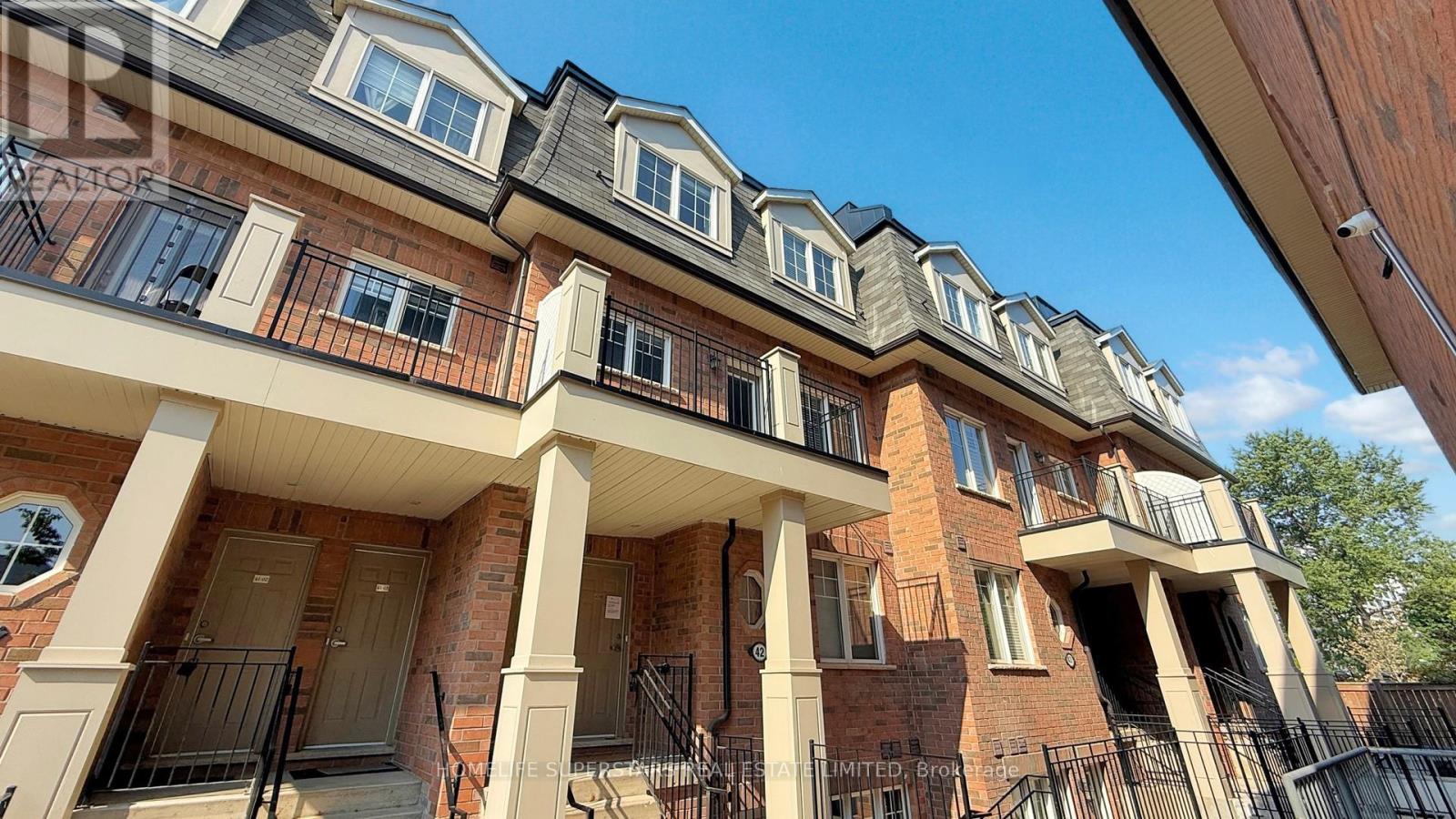 2420 BARONWOOD DRIVE, Oakville, Ontario