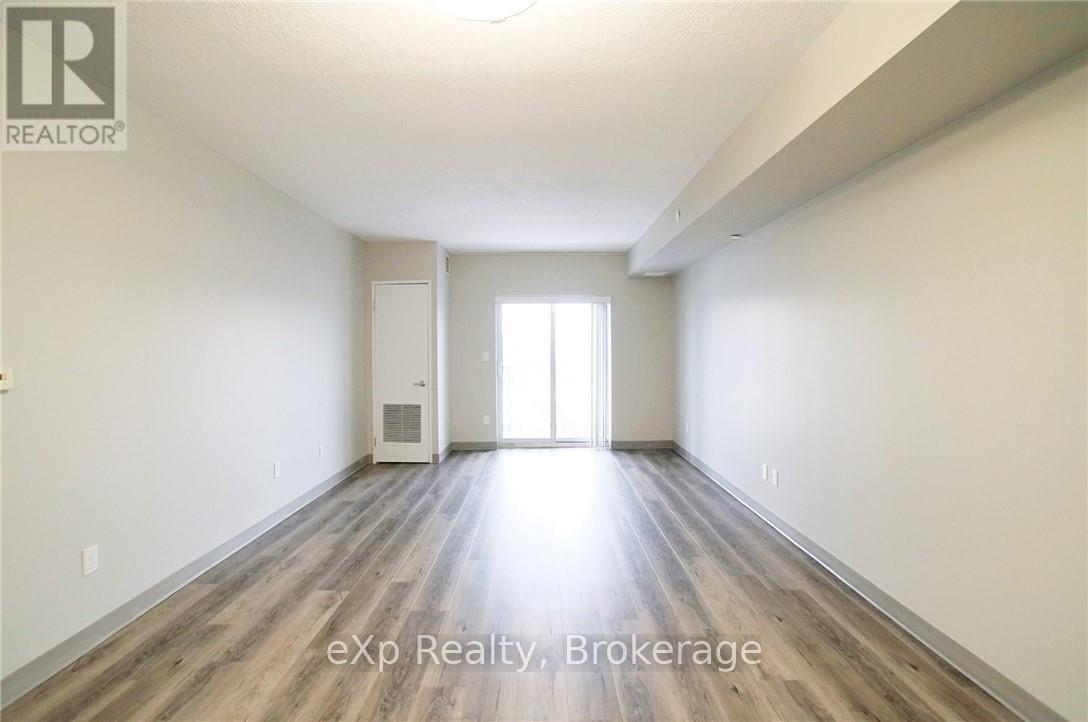 208 - 239 Auburn Drive, Waterloo, Ontario  N2K 0B7 - Photo 5 - X12538286