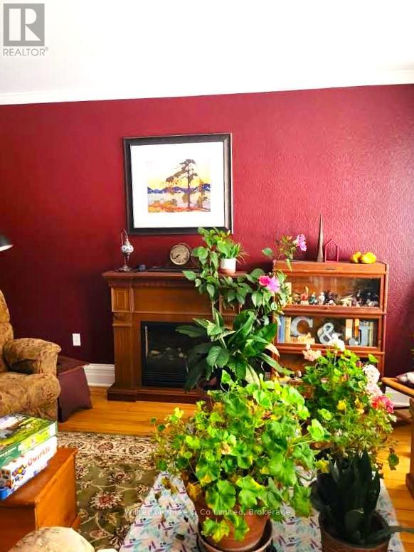 318840 Grey Rd 1, Georgian Bluffs, Ontario  N4K 5N4 - Photo 11 - X12538408