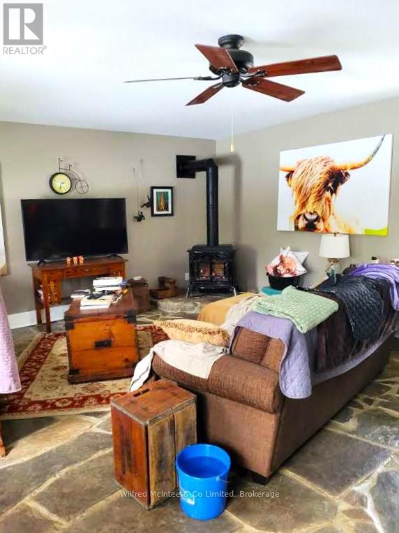 318840 Grey Rd 1, Georgian Bluffs, Ontario  N4K 5N4 - Photo 14 - X12538408