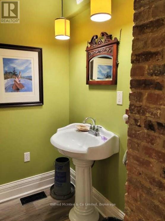 318840 Grey Rd 1, Georgian Bluffs, Ontario  N4K 5N4 - Photo 21 - X12538408