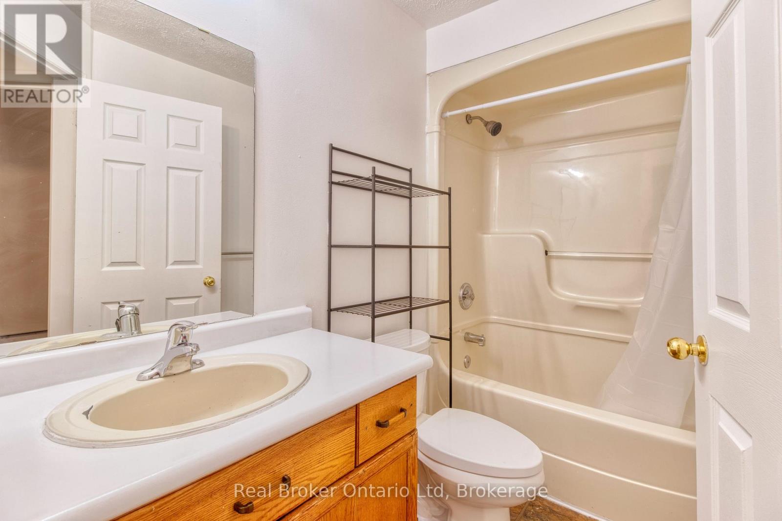 7 - 675 6th Street E, Owen Sound, Ontario  N4K 1G5 - Photo 12 - X12538516