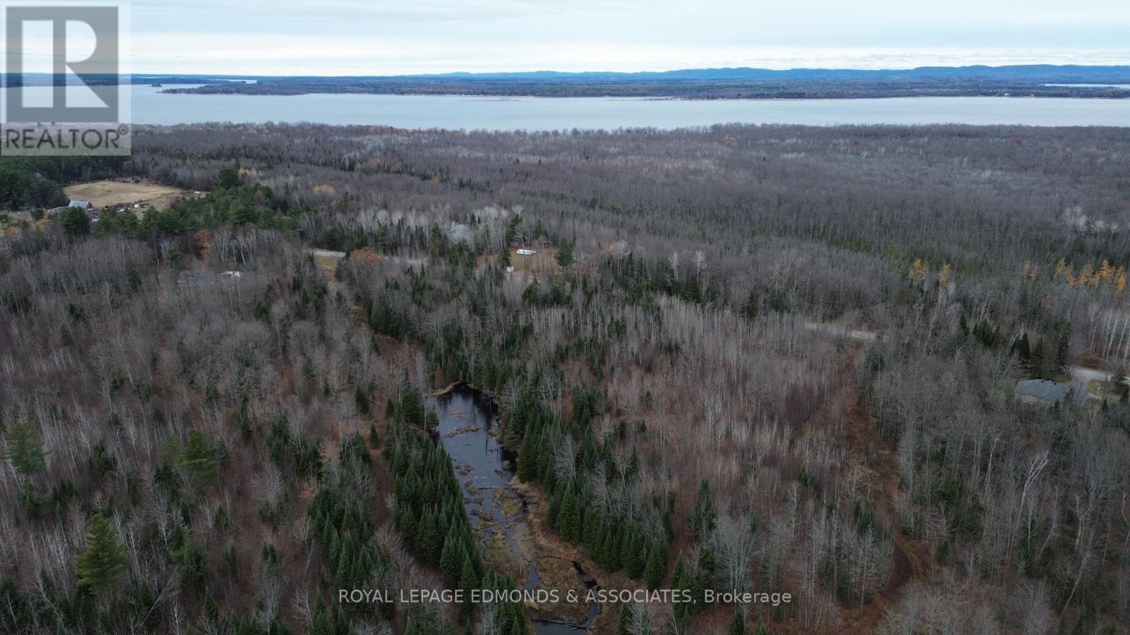 710 Westmeath Road, Whitewater Region, Ontario K8A 6W2 - Photo 13 - X12538522