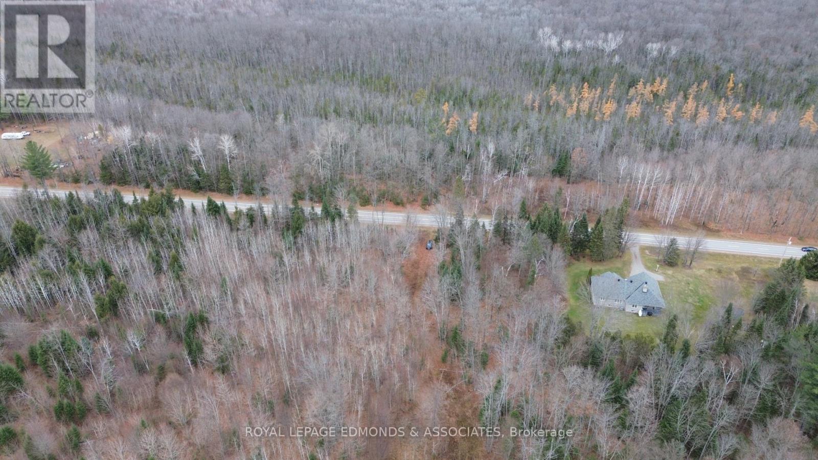 710 Westmeath Road, Whitewater Region, Ontario K8A 6W2 - Photo 14 - X12538522