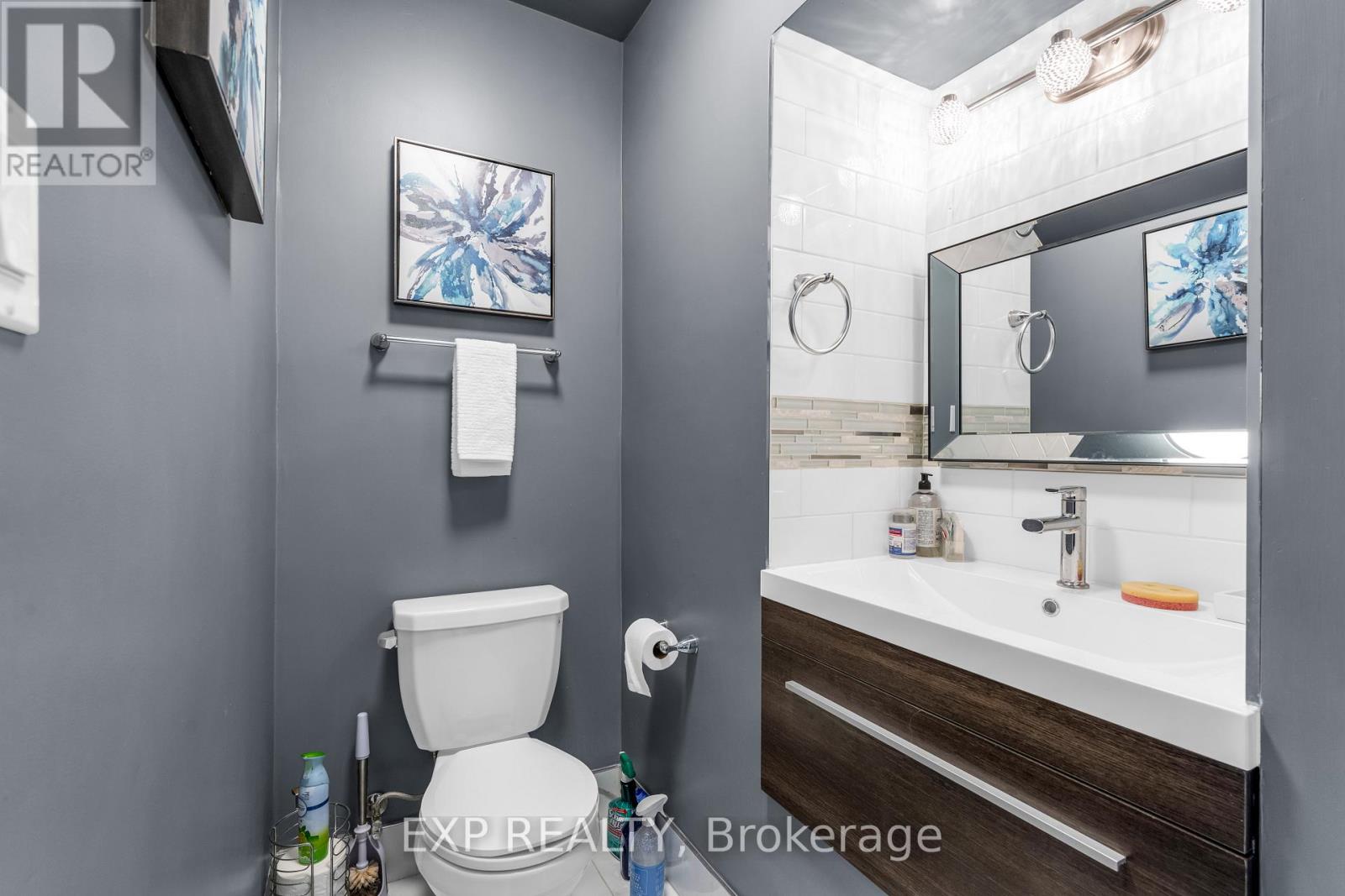 21 Lakeside Drive, Grimsby, Ontario  L3M 2K9 - Photo 19 - X12538222