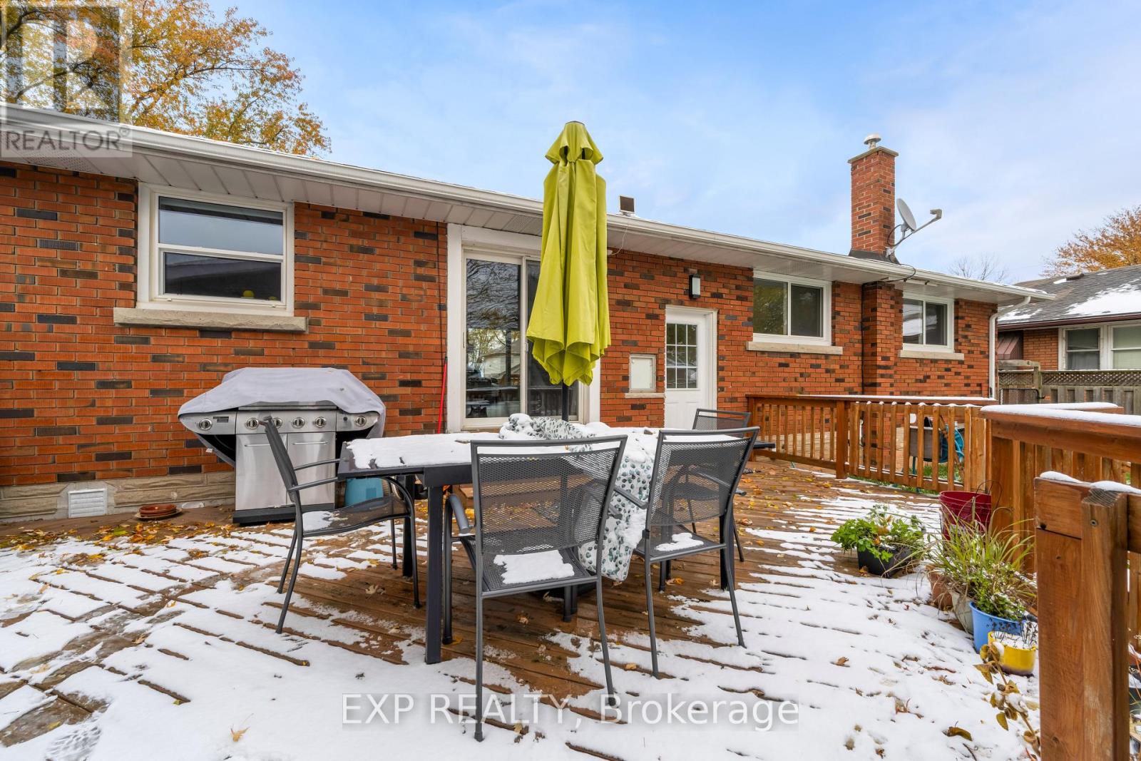 21 Lakeside Drive, Grimsby, Ontario  L3M 2K9 - Photo 35 - X12538222