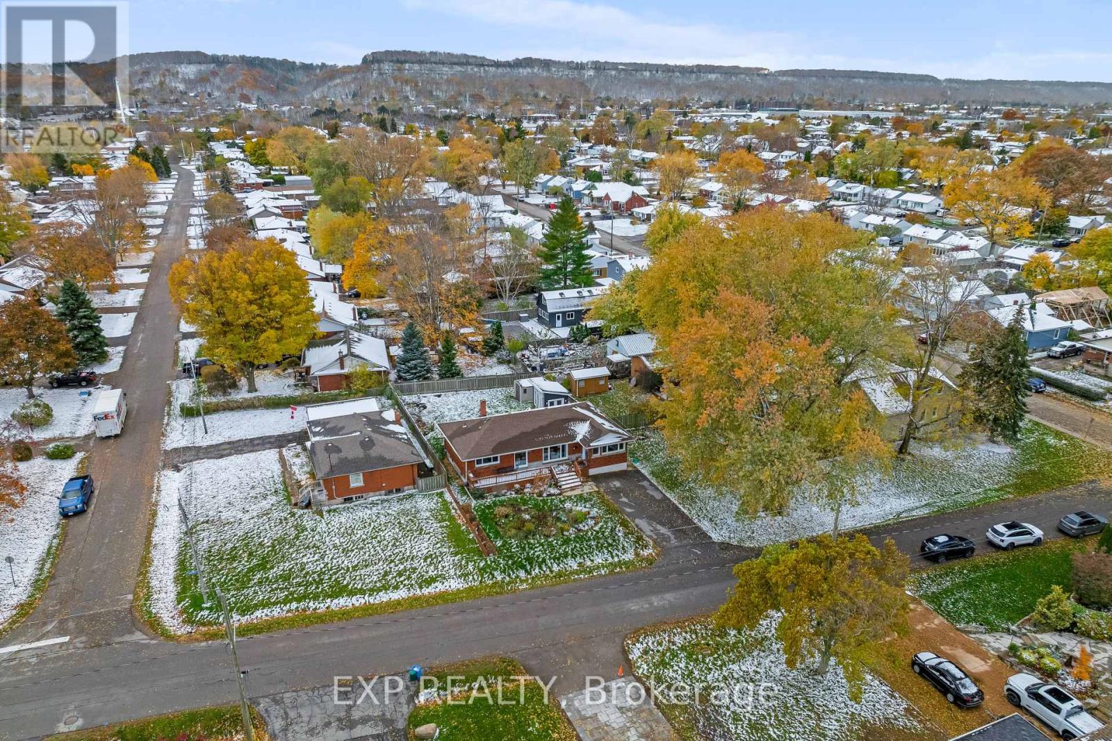 21 Lakeside Drive, Grimsby, Ontario  L3M 2K9 - Photo 37 - X12538222