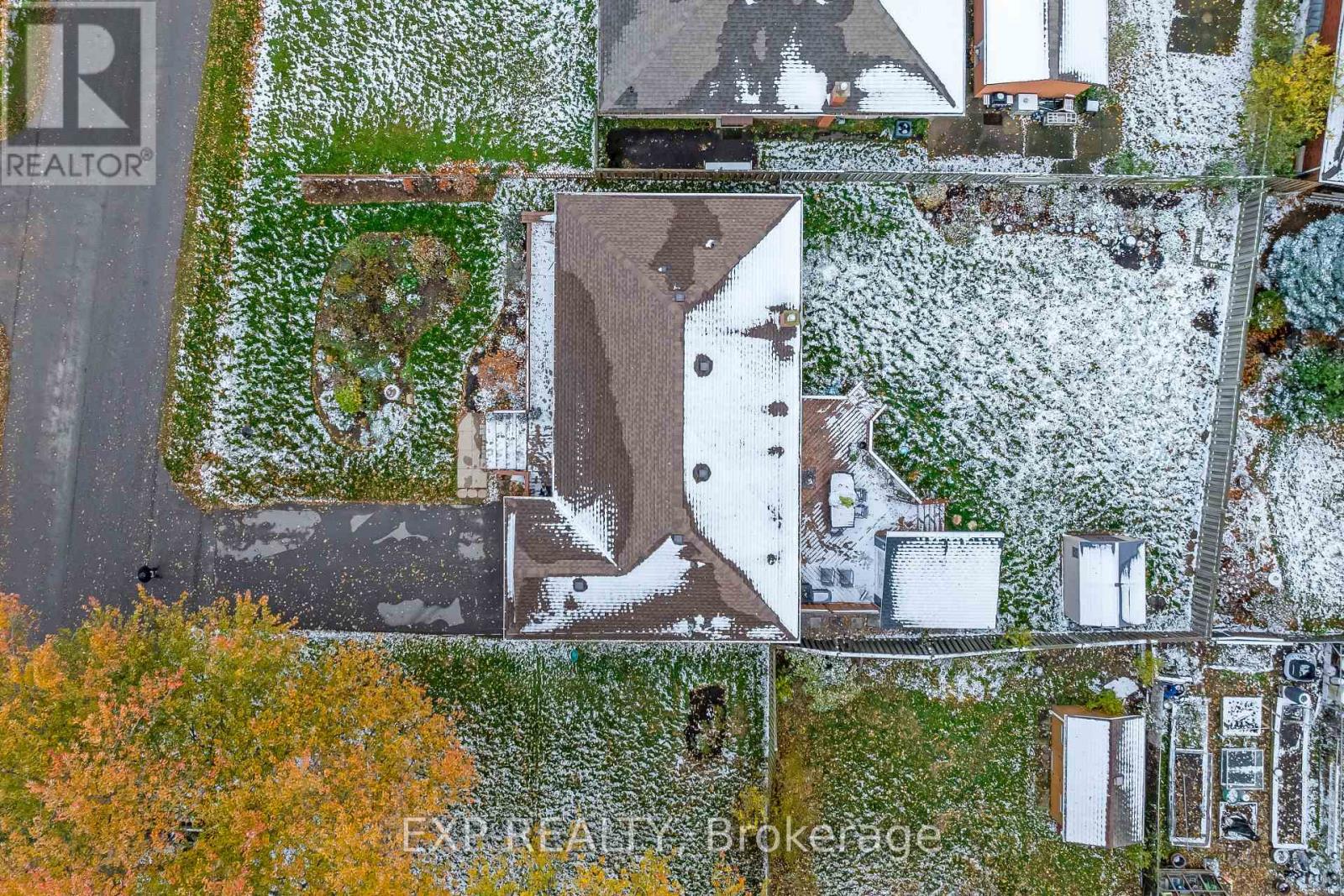 21 Lakeside Drive, Grimsby, Ontario  L3M 2K9 - Photo 41 - X12538222