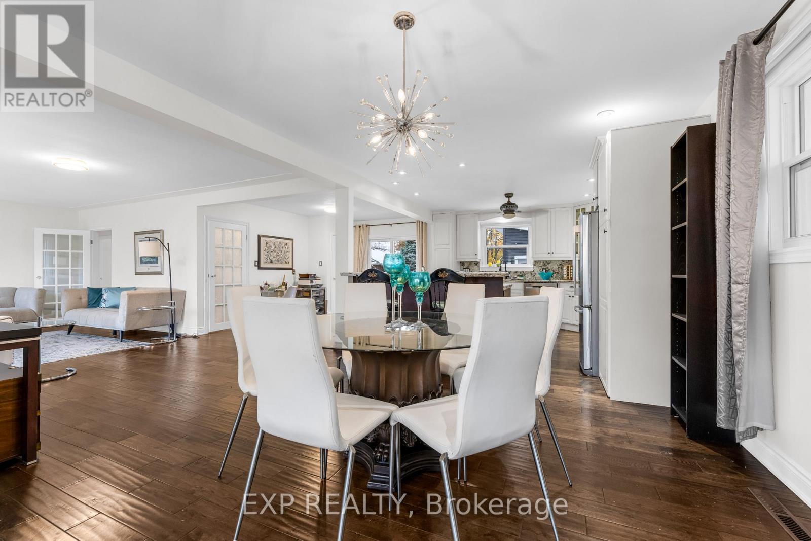 21 Lakeside Drive, Grimsby, Ontario  L3M 2K9 - Photo 5 - X12538222