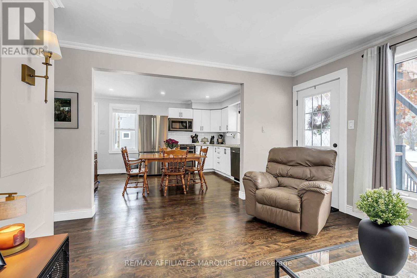 24 Bethune Avenue, South Stormont, Ontario  K0C 1P0 - Photo 15 - X12538422