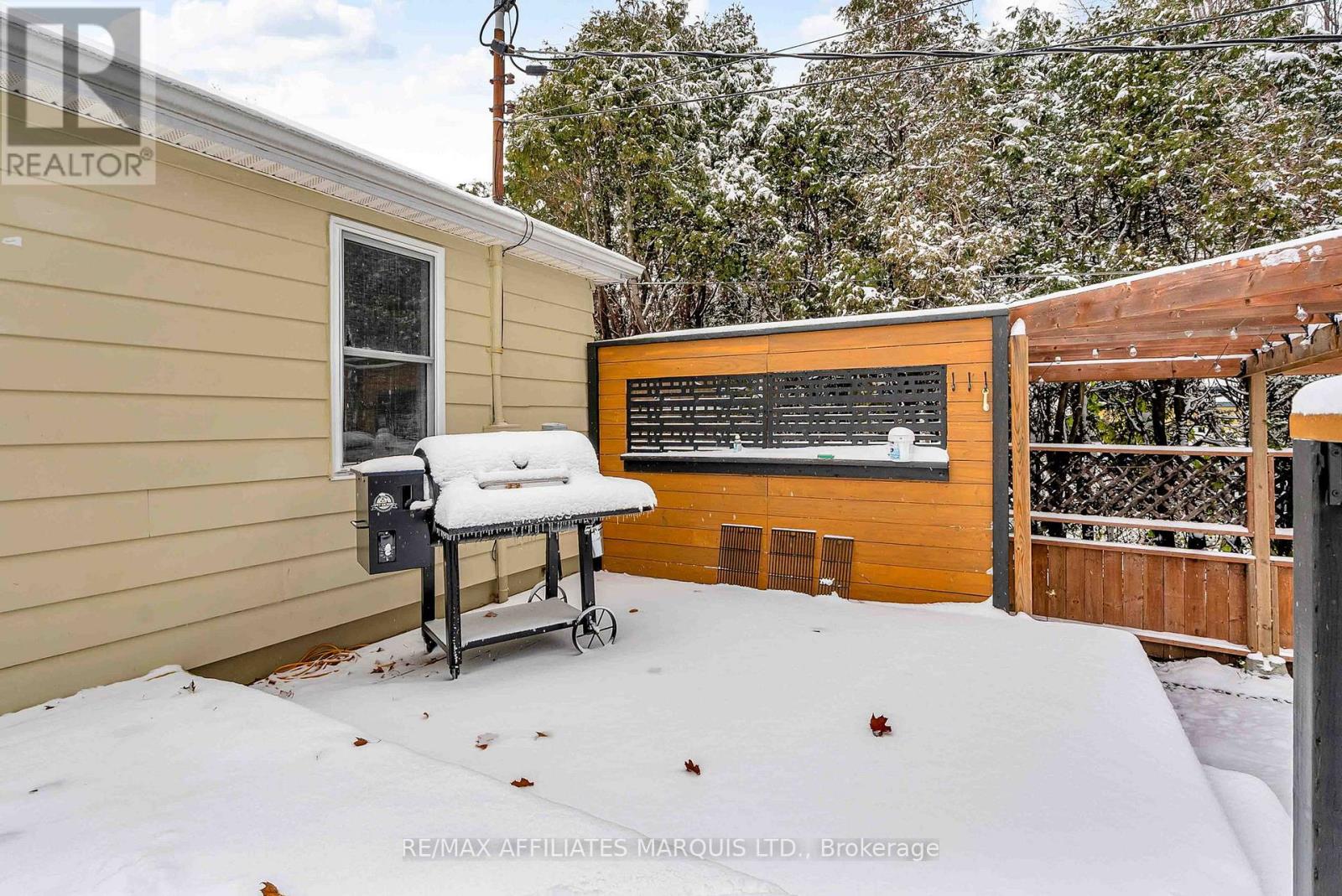 24 Bethune Avenue, South Stormont, Ontario  K0C 1P0 - Photo 36 - X12538422