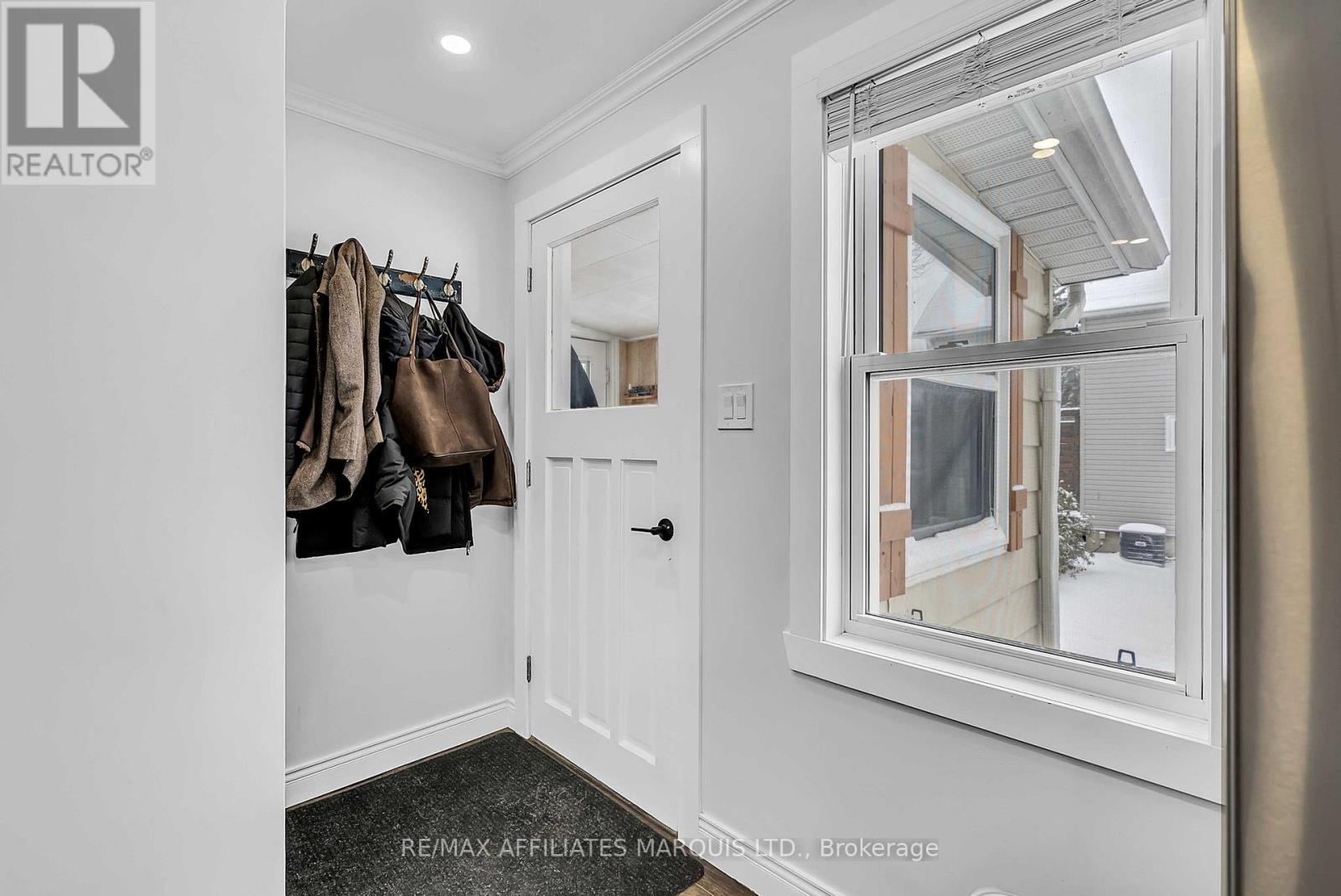 24 Bethune Avenue, South Stormont, Ontario  K0C 1P0 - Photo 5 - X12538422