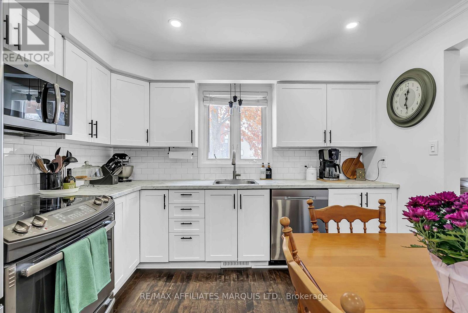 24 Bethune Avenue, South Stormont, Ontario  K0C 1P0 - Photo 9 - X12538422