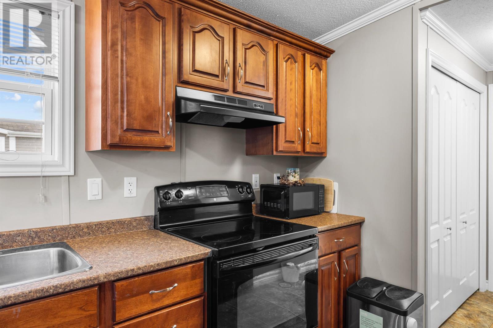 47 Kenzie Myers Avenue, Summerside, Prince Edward Island  C1N 0G9 - Photo 16 - 202527767