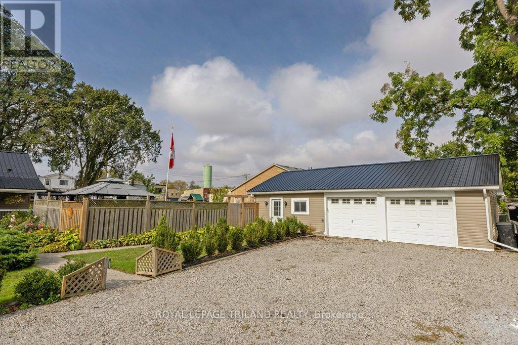 217 Shackleton Street, Dutton/dunwich, Ontario  N0L 1J0 - Photo 3 - X12423015