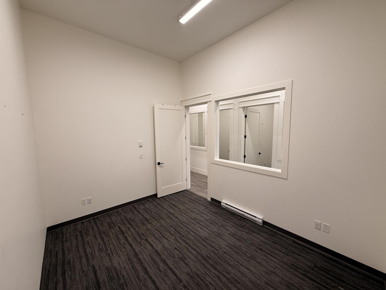 110 & 111 6039 196 Street, Surrey, British Columbia  V3S 7X4 - Photo 25 - C8073756