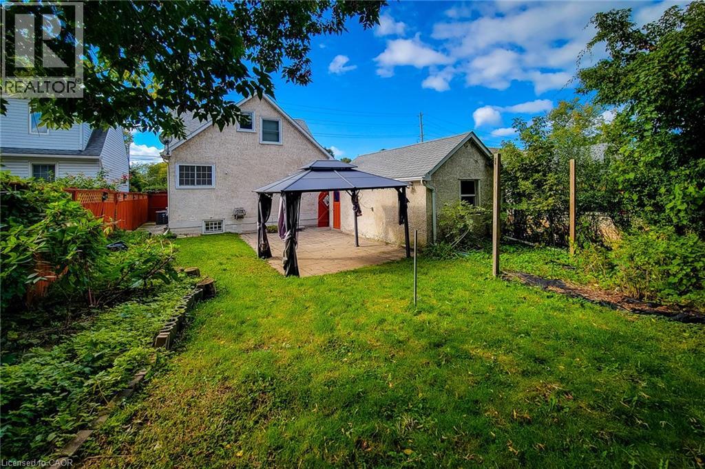 38 Haig Street, St. Catharines, Ontario  L2R 2K8 - Photo 8 - 40787864