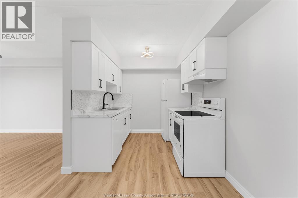 3355 Sandwich Street Unit# 102, Windsor, Ontario  N9C 1B2 - Photo 15 - 25028641
