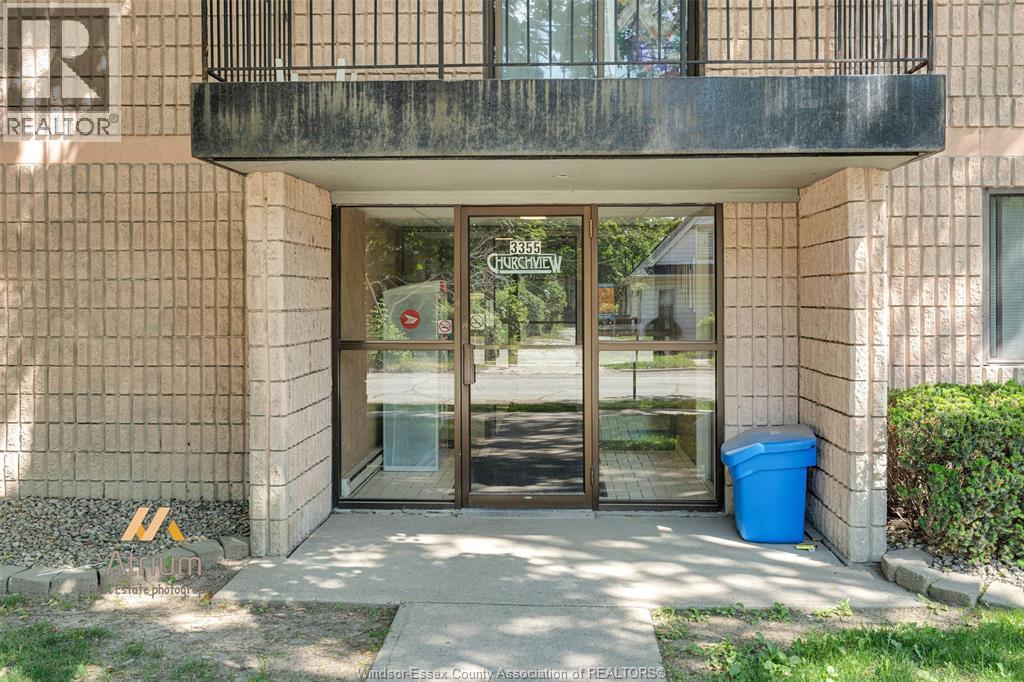 3355 Sandwich Street Unit# 102, Windsor, Ontario  N9C 1B2 - Photo 4 - 25028641