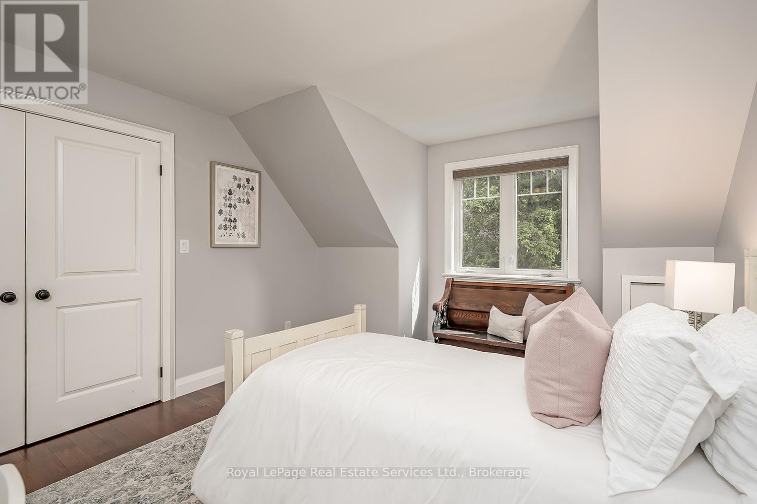 1071 Melvin Avenue, Oakville, Ontario  L6J 2V8 - Photo 25 - W12536598