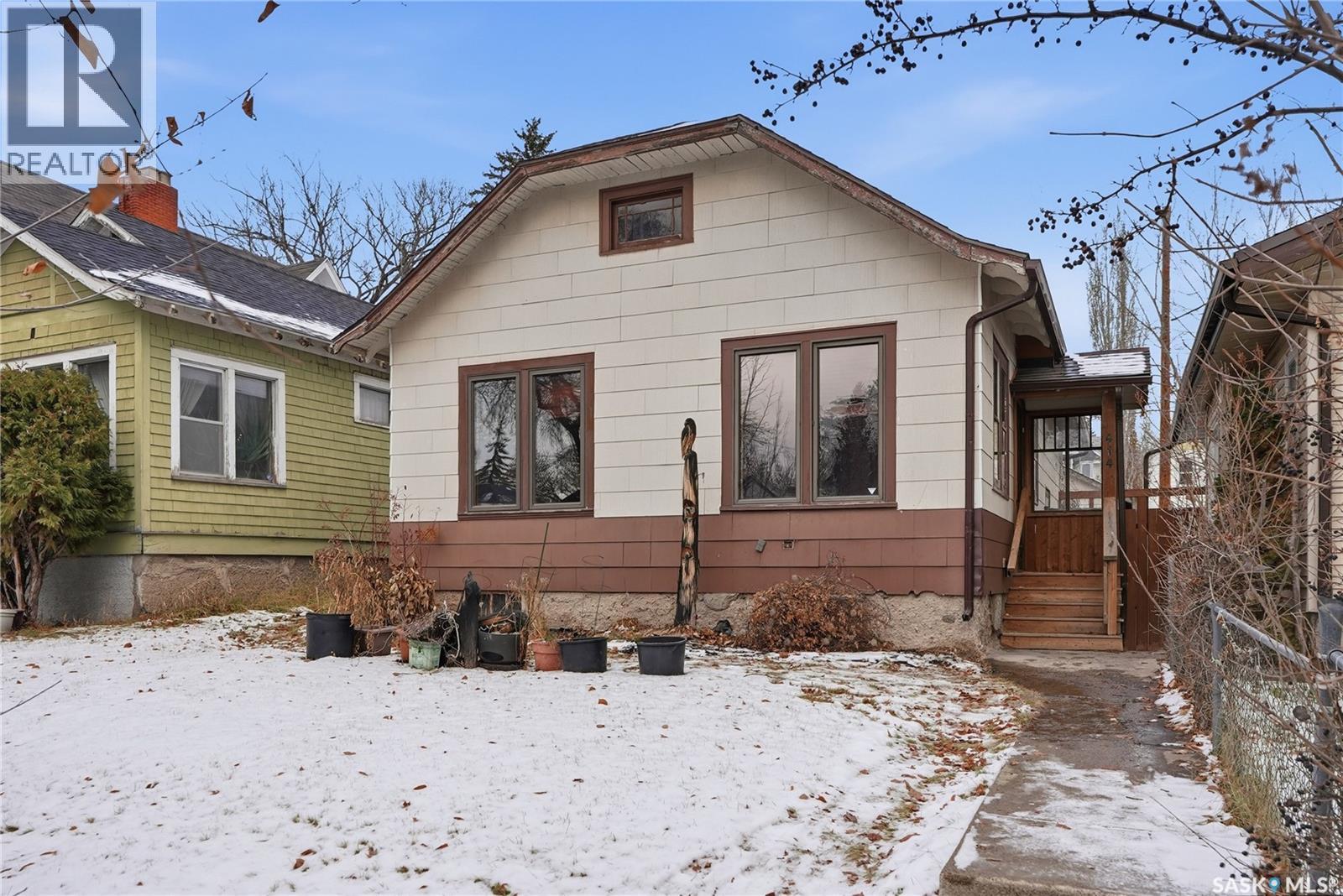 414 26th STREET W, Saskatoon, Saskatchewan