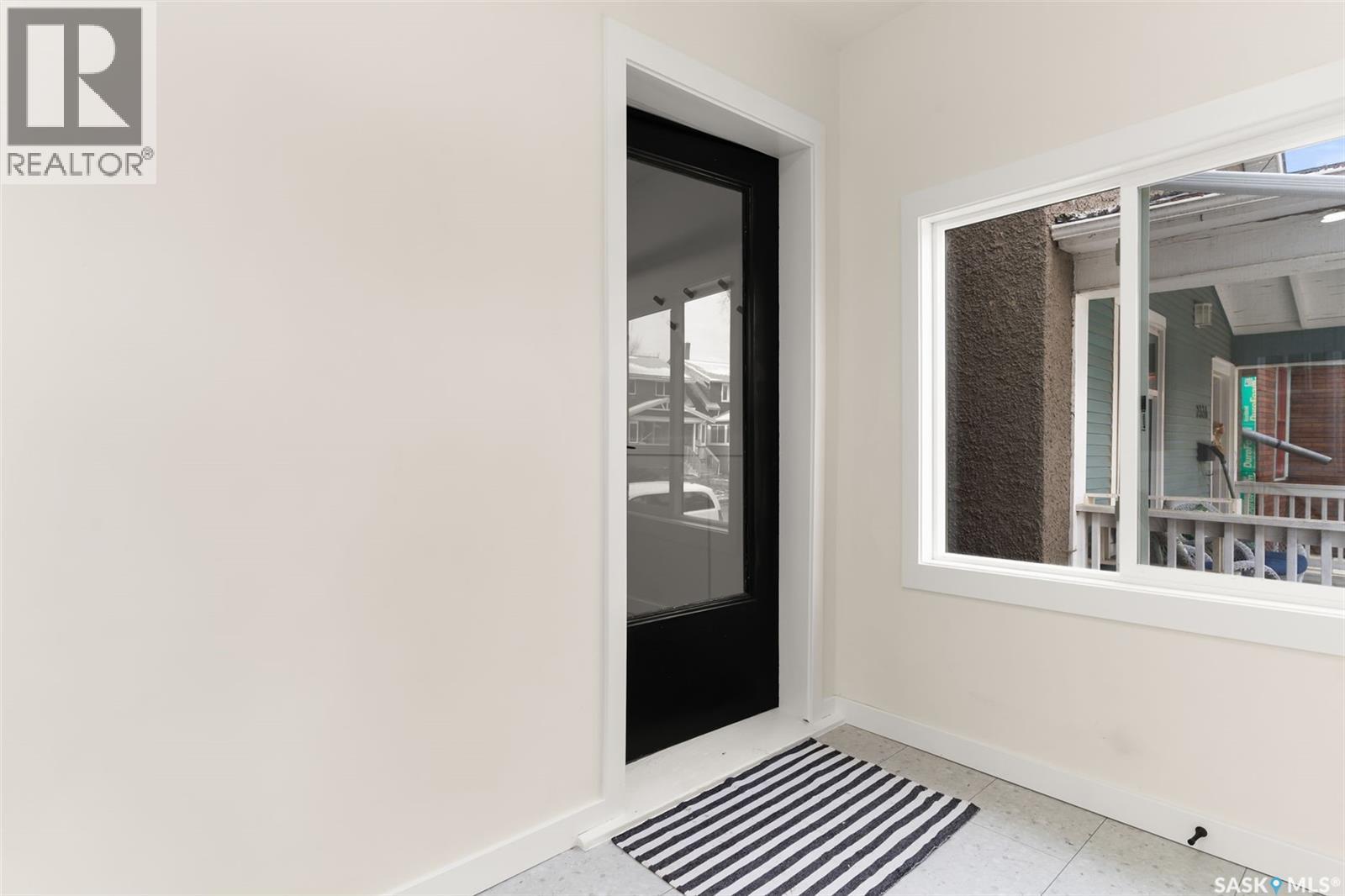 2340 Toronto Street, Regina, Saskatchewan  S4P 1N6 - Photo 5 - SK023922