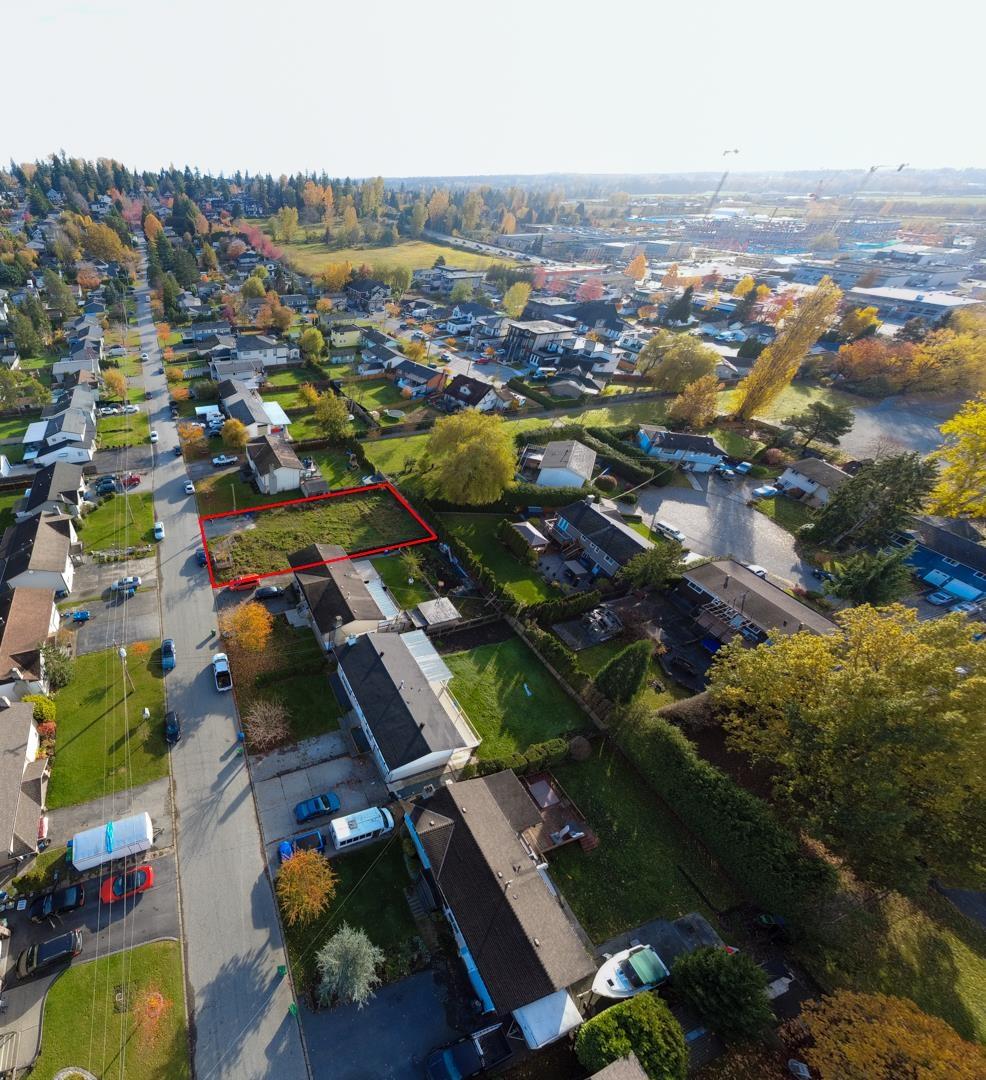 17884 57a Avenue, Surrey, British Columbia V3S 1J4 - Photo 8 - R3066643