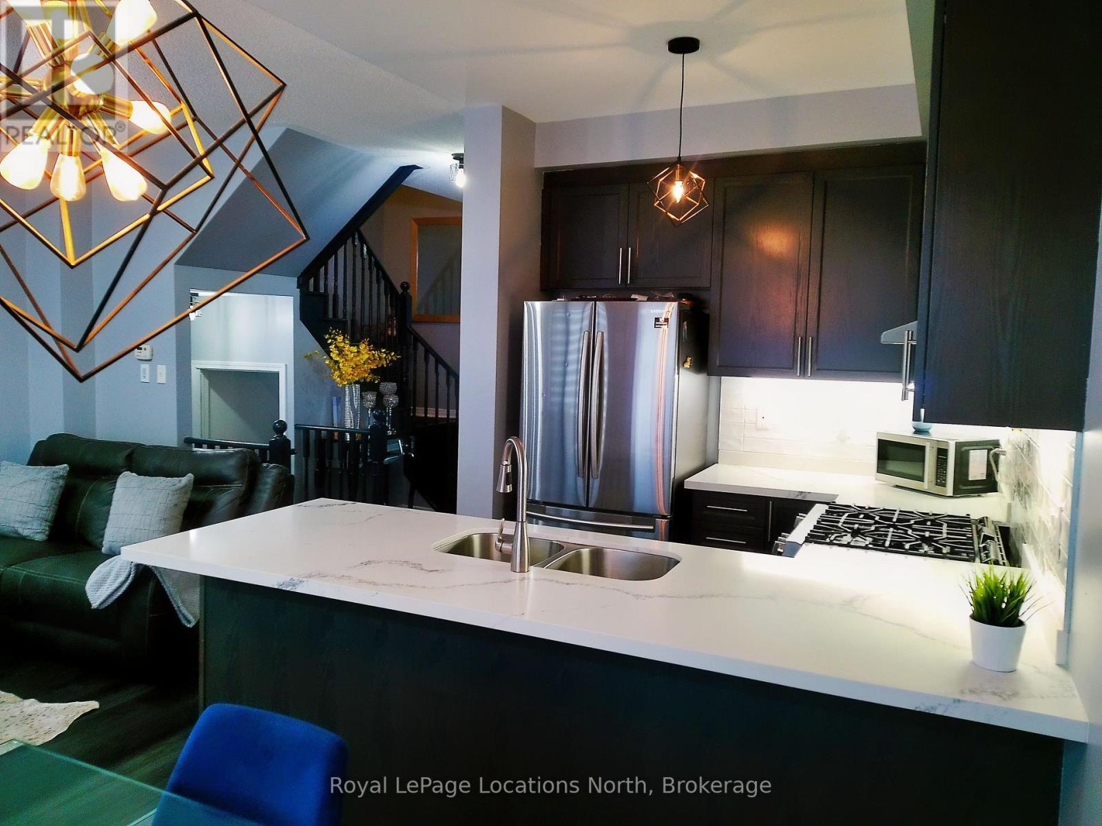 6 Barfoot Street, Collingwood, Ontario  L9Y 3Y7 - Photo 7 - S12537538