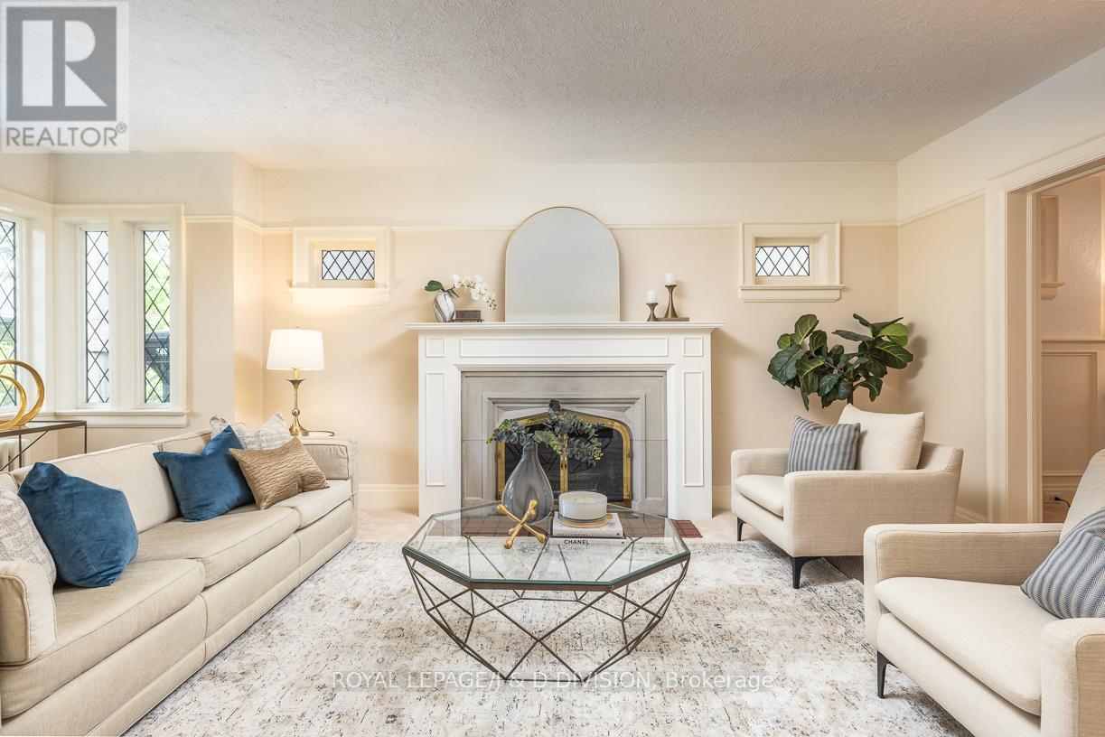 193 GLENVIEW AVENUE, Toronto, Ontario