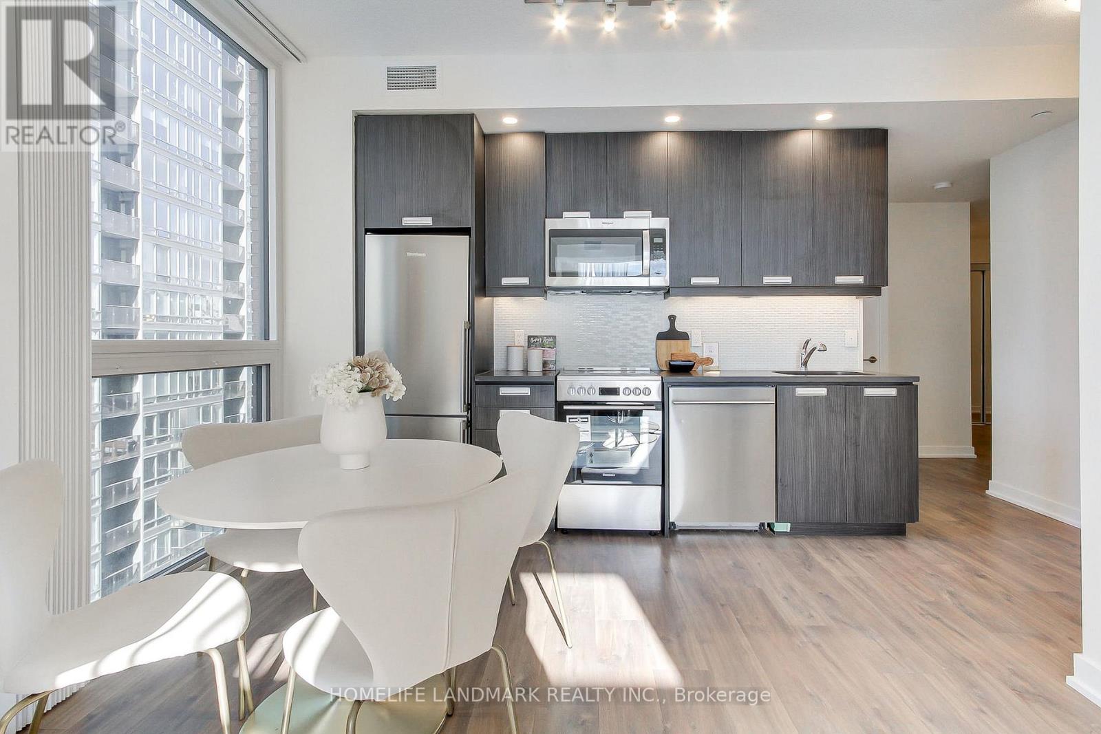 1504 - 99 John Street, Toronto, Ontario  M5V 0S6 - Photo 12 - C12538340