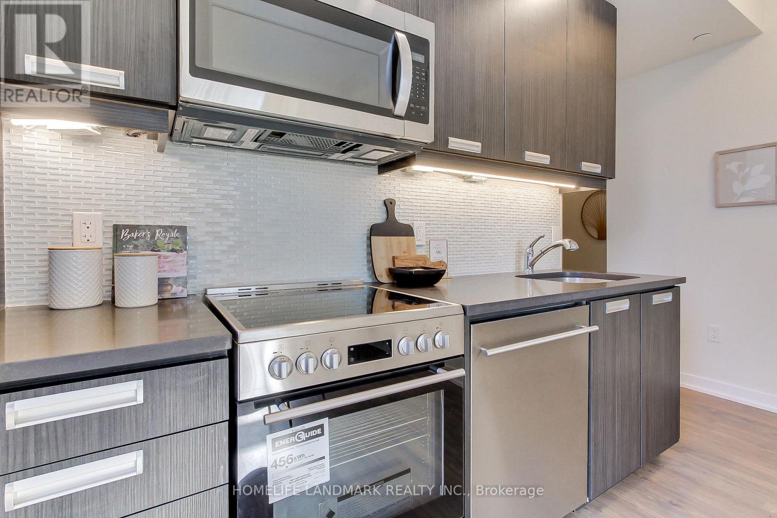 1504 - 99 John Street, Toronto, Ontario  M5V 0S6 - Photo 14 - C12538340