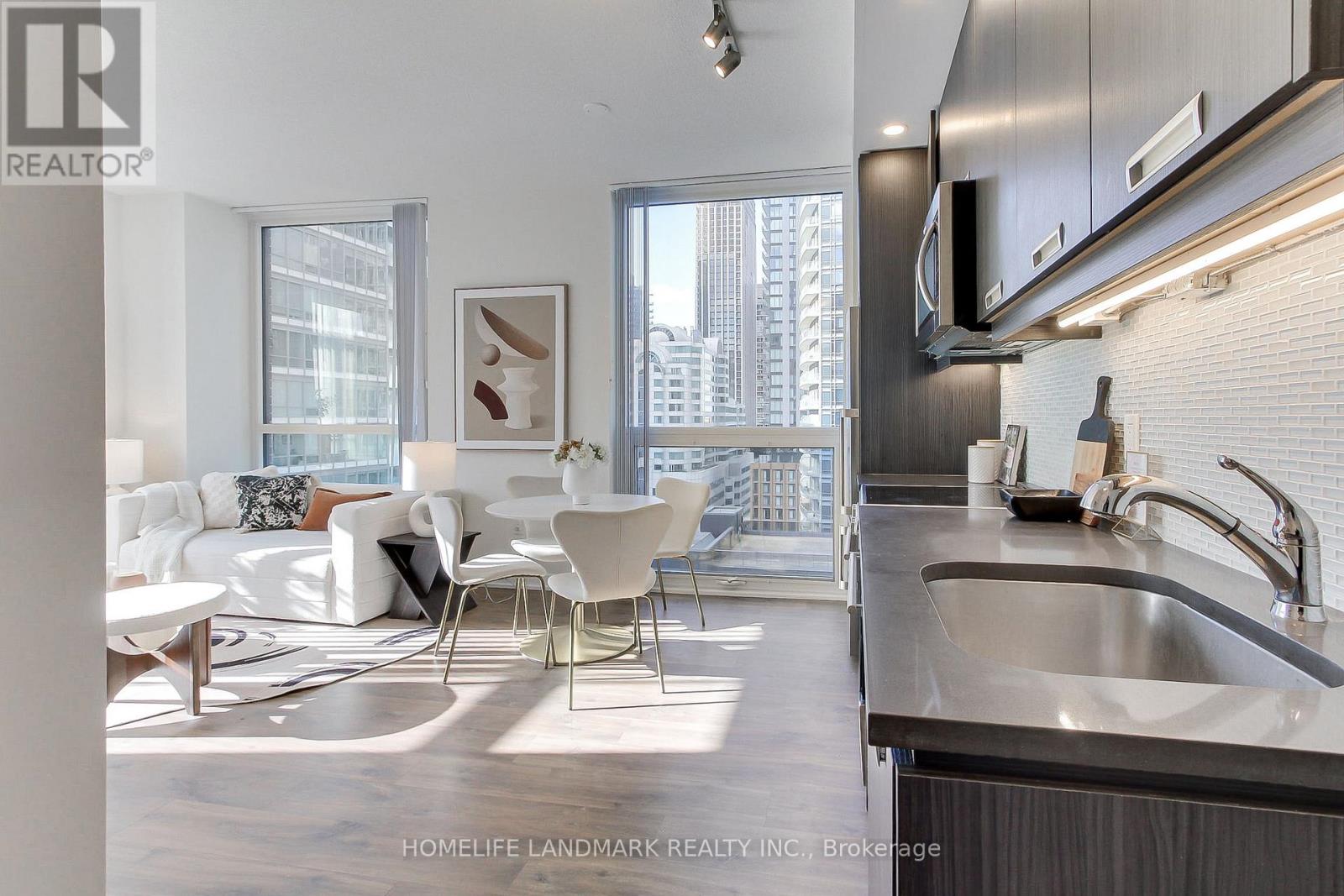 1504 - 99 John Street, Toronto, Ontario  M5V 0S6 - Photo 16 - C12538340